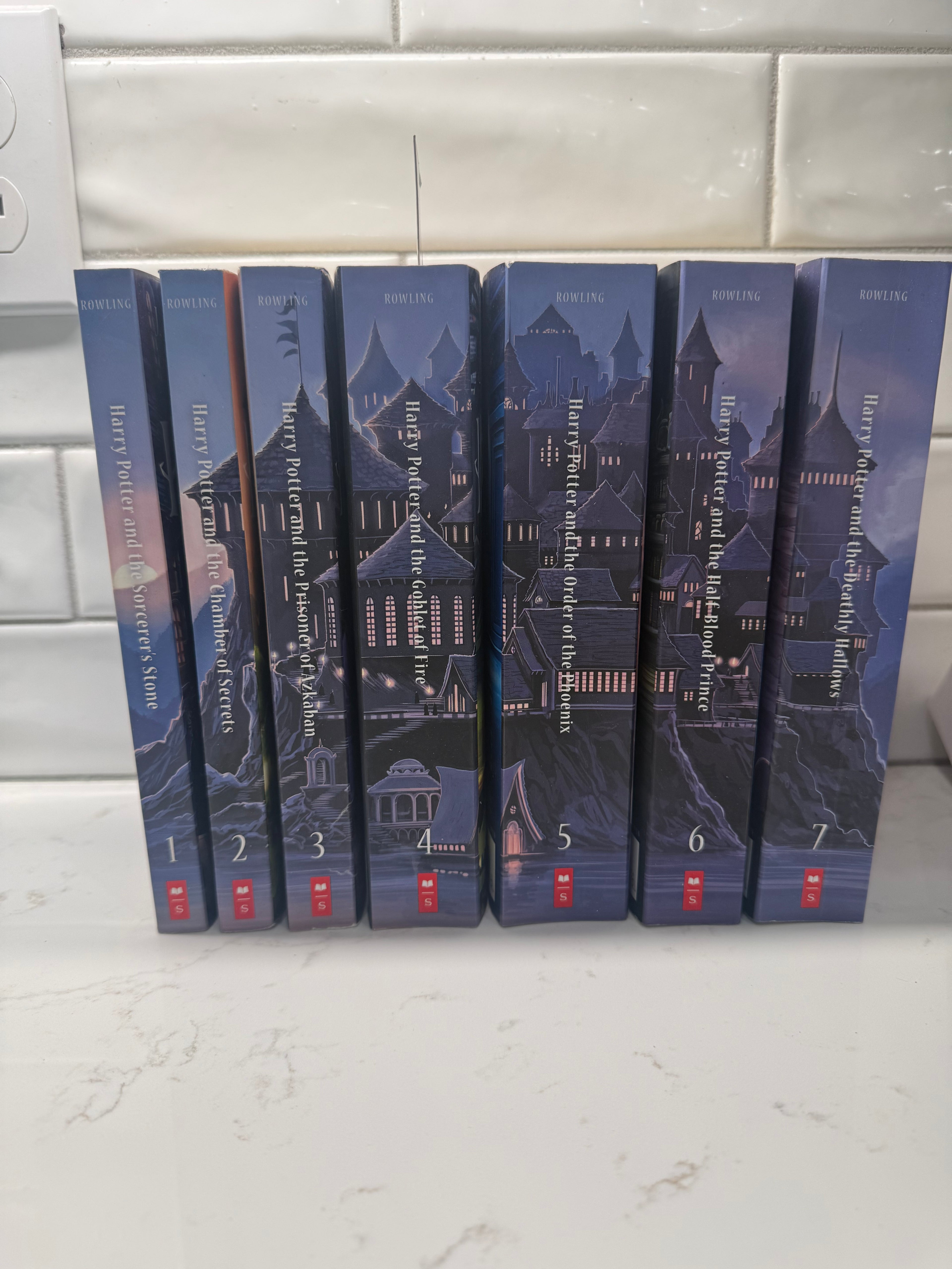 Harry Potter- Complete Scholastic
